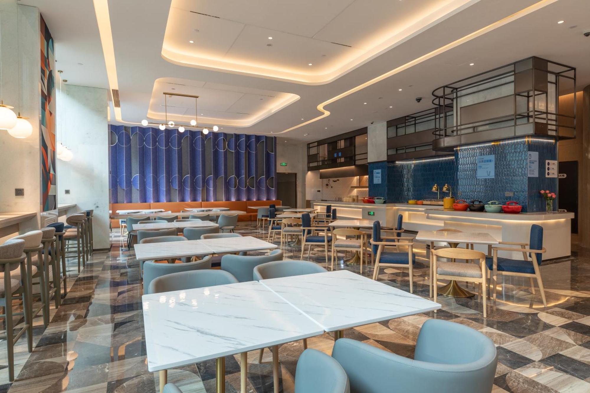 Holiday Inn Express Changfeng Park Shanghai Eksteriør bilde